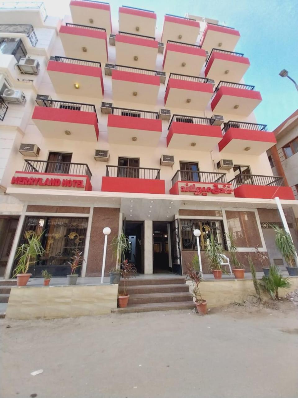 Merry Land Hotel & Roof Top Nile Restaurant Luxor Eksteriør billede